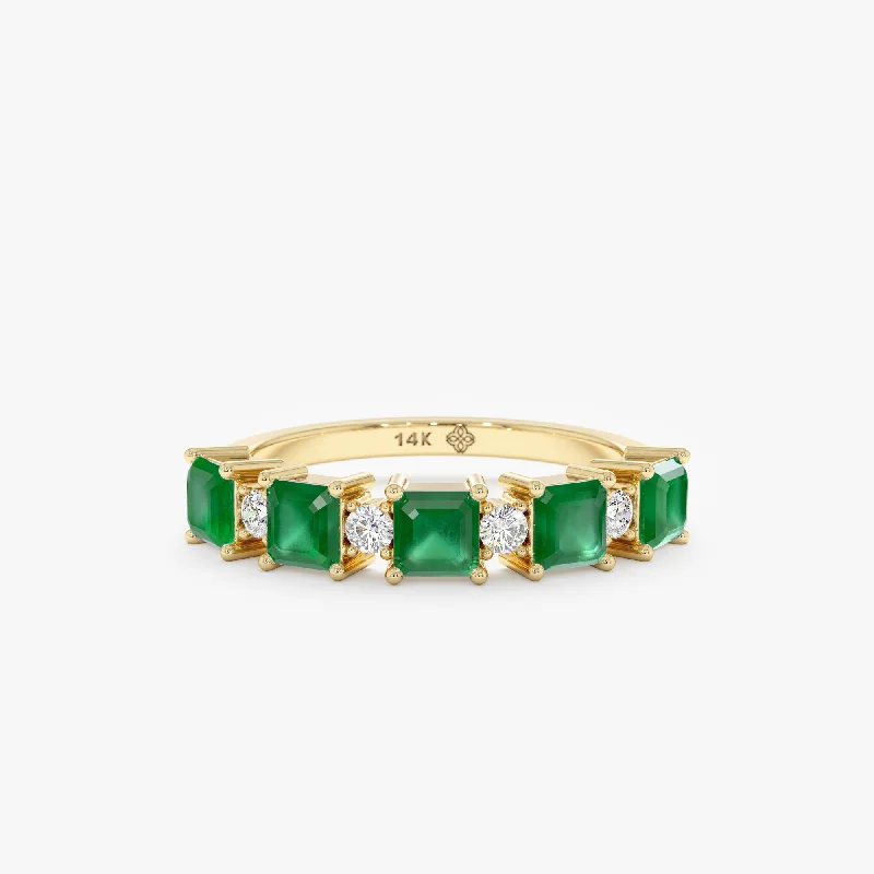 Octagon Emeralds with Diamonds Ring, Unna