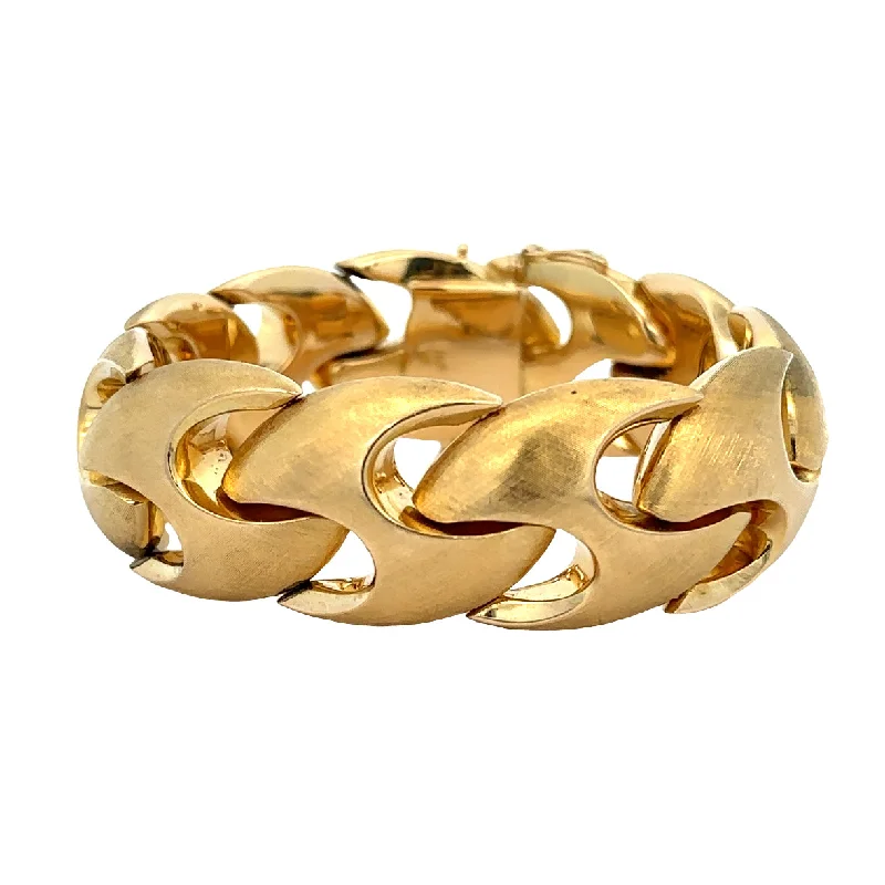 Statement 18k Yellow Gold Bracelet with Florentine Finish