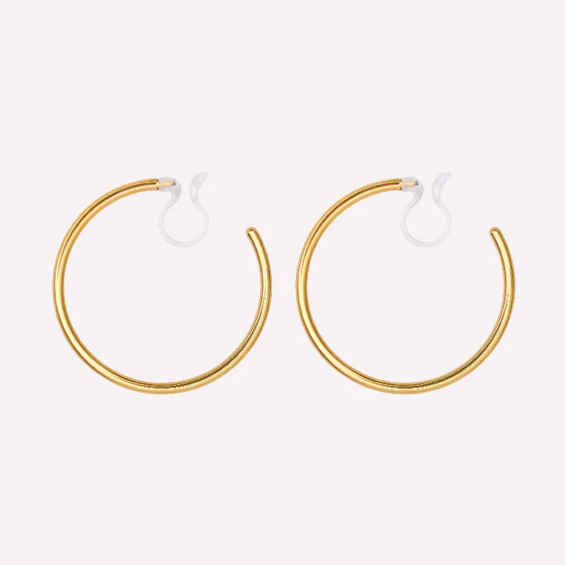 MEDIUM HOOP CLIP-ON EARRINGS IN GOLD