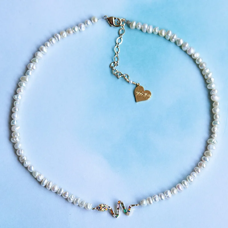 Pearl Horizontal Snake Choker